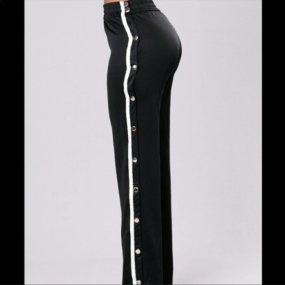 Fashion Nova Wide Leg Button Up Pant - Picture 4 of 5